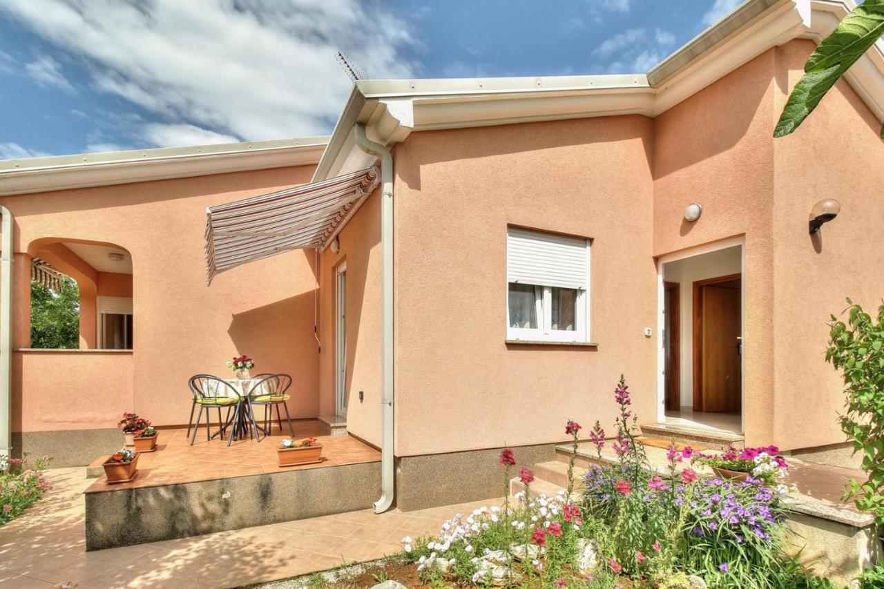 Apartments Begovic Umag Bagian luar foto
