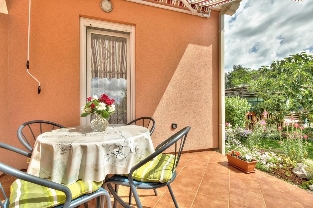 Apartments Begovic Umag Bagian luar foto