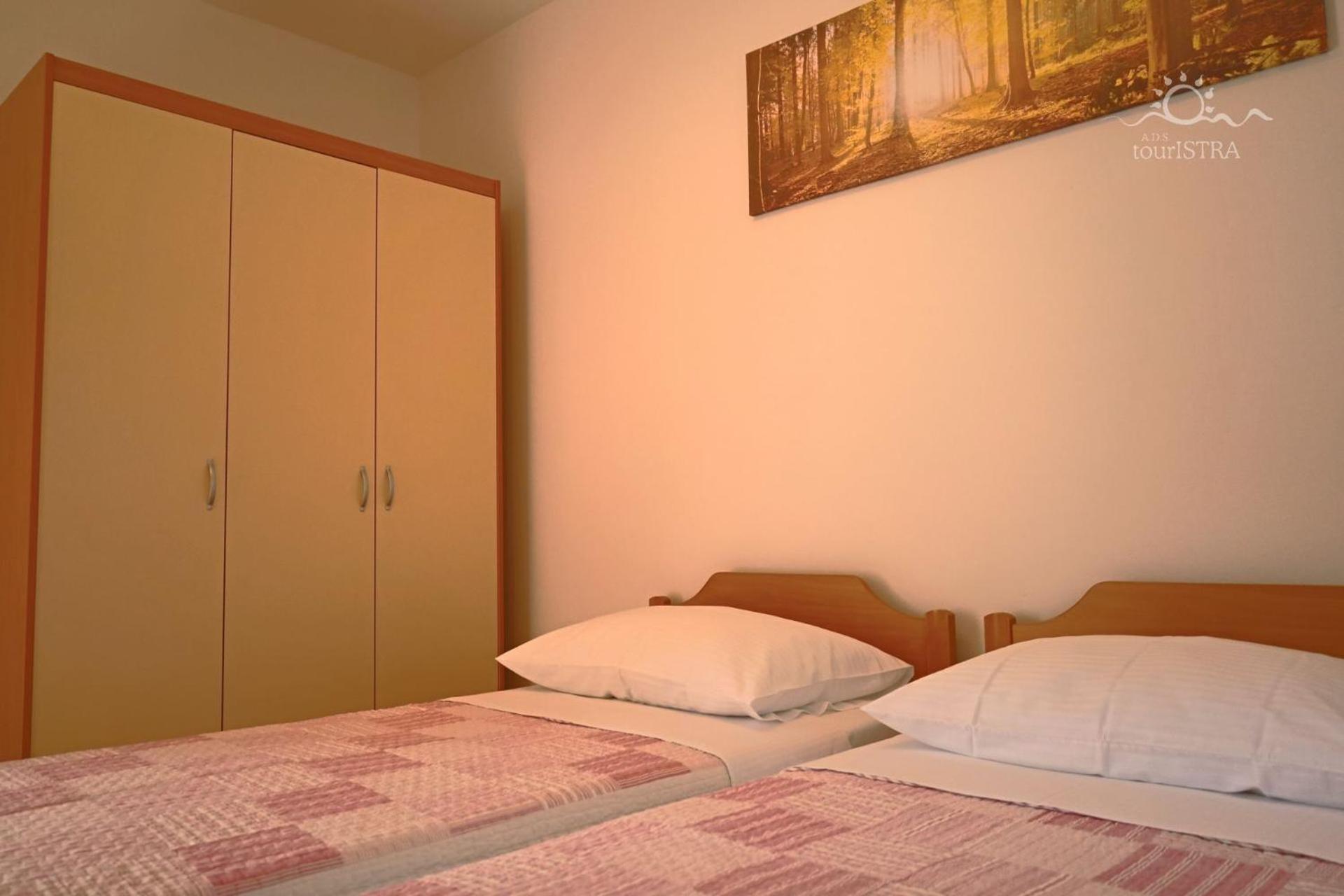 Apartments Begovic Umag Bagian luar foto