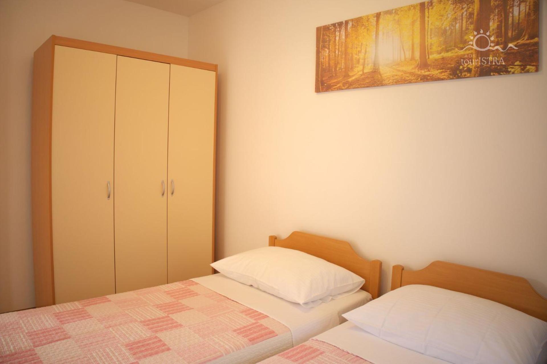 Apartments Begovic Umag Bagian luar foto